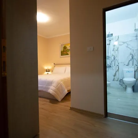 Guest house Lika Korce