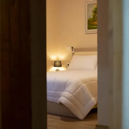 Lika Casa de hóspedes 3*